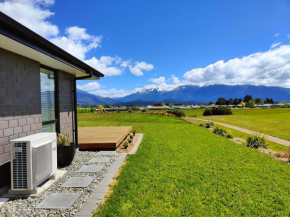 Mountain View Getaway